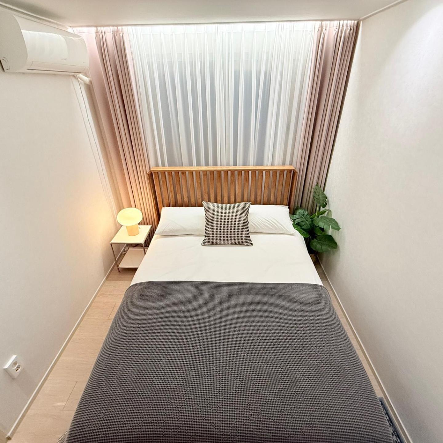 Apartment Roise House In Hongdae Seoul